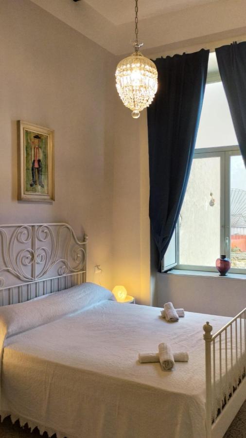 B&B Palazzo Carafa Di Montorio Наполи Екстериор снимка