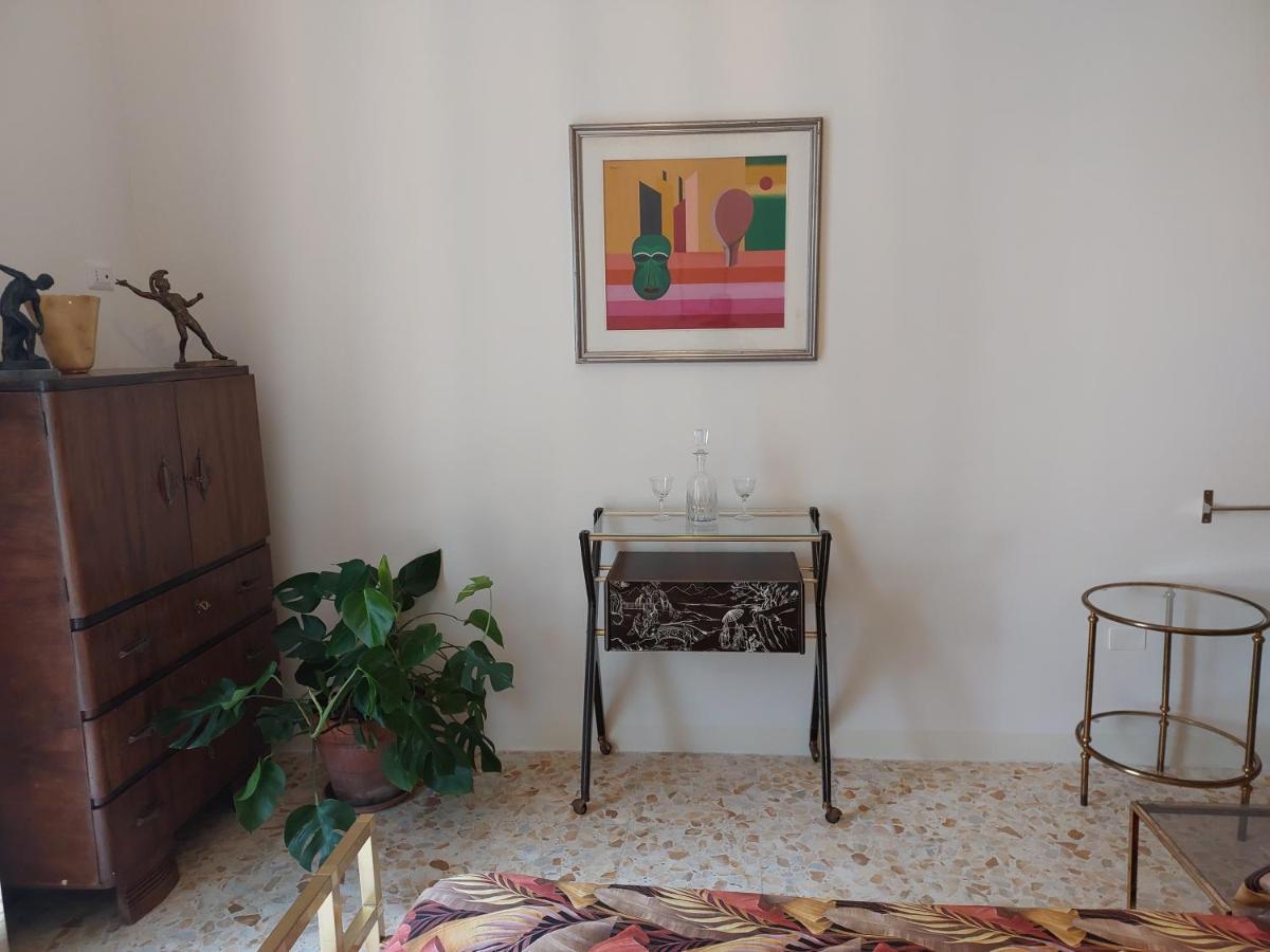 B&B Palazzo Carafa Di Montorio Наполи Екстериор снимка