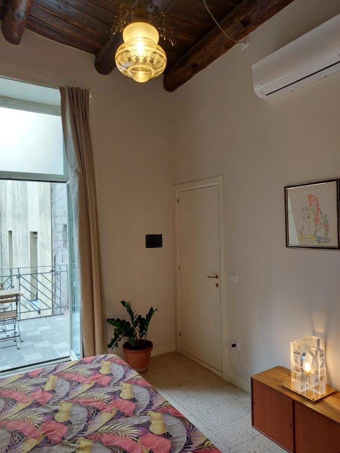 B&B Palazzo Carafa Di Montorio Наполи Екстериор снимка