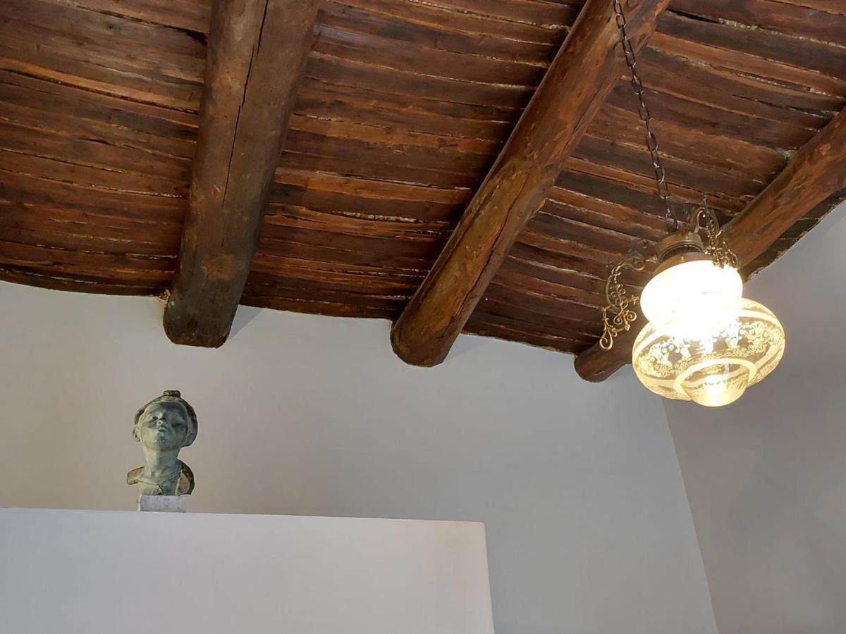 B&B Palazzo Carafa Di Montorio Наполи Екстериор снимка
