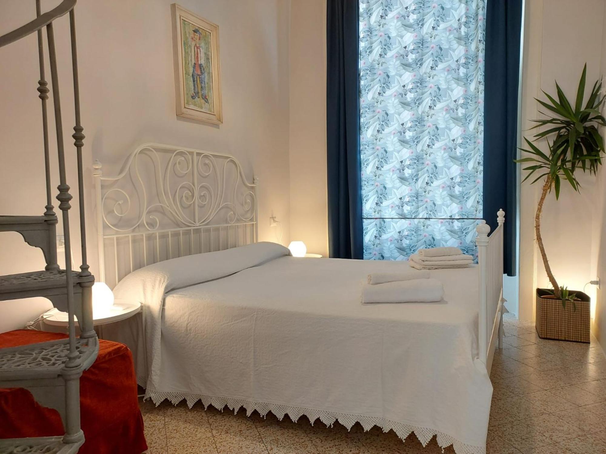 B&B Palazzo Carafa Di Montorio Наполи Екстериор снимка